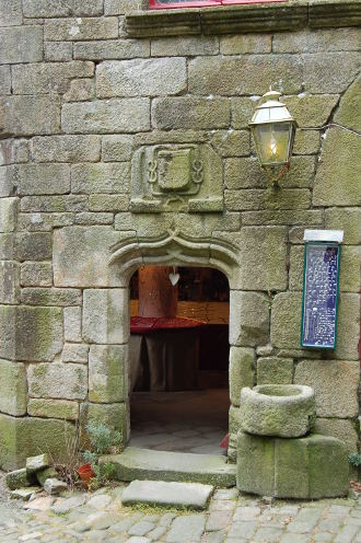 locronan-4